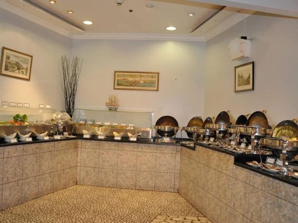 Grand Continental Hotel Abu Dhabi Eksteriør bilde
