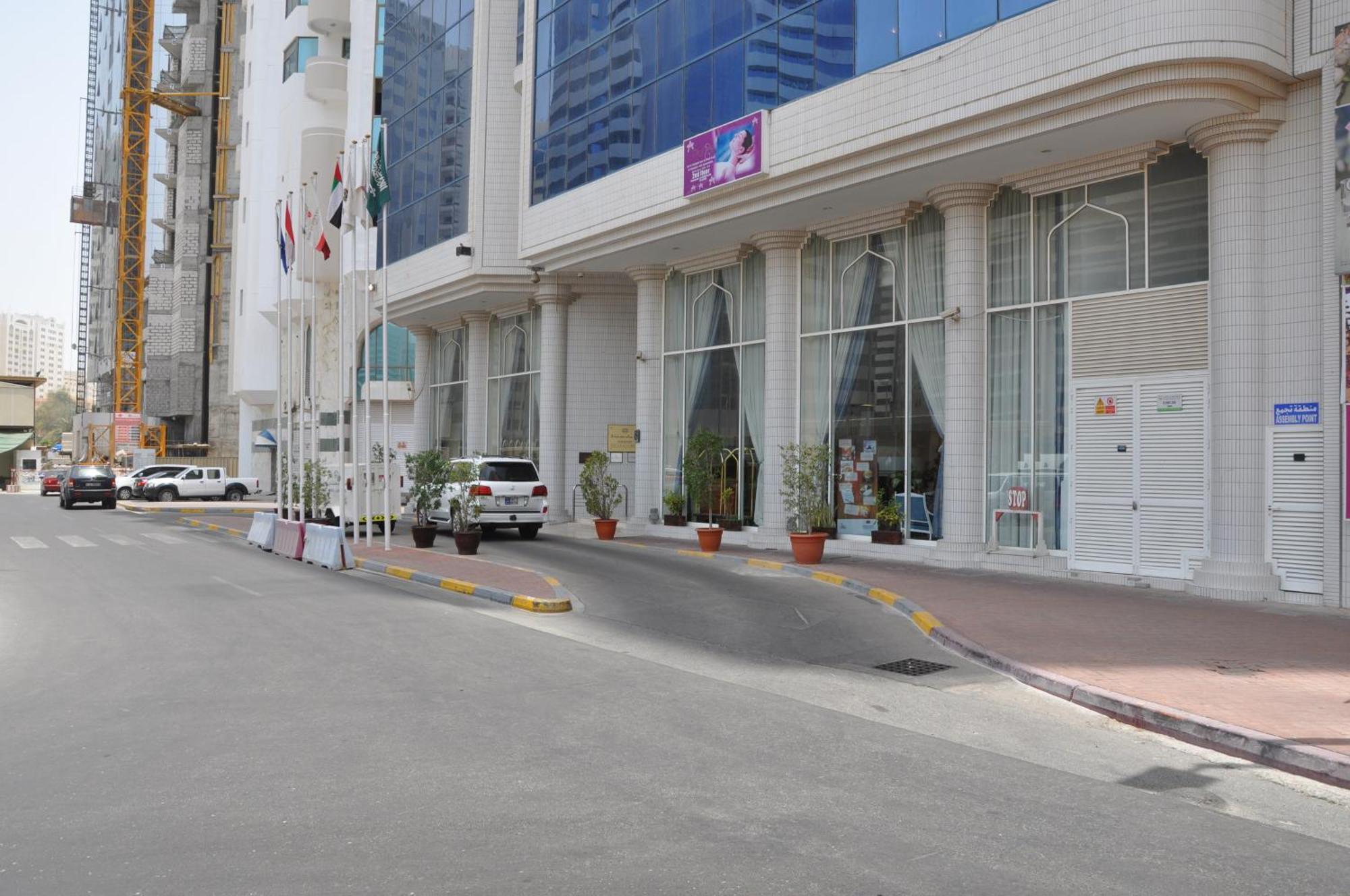 Grand Continental Hotel Abu Dhabi Eksteriør bilde